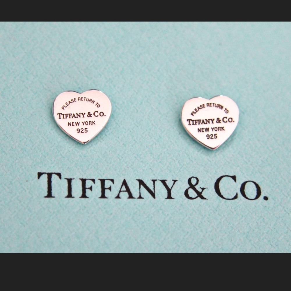 Tiffany & Co. Mini hear tag earrings